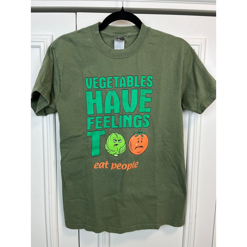 Hanes Graphic Tee Medium
